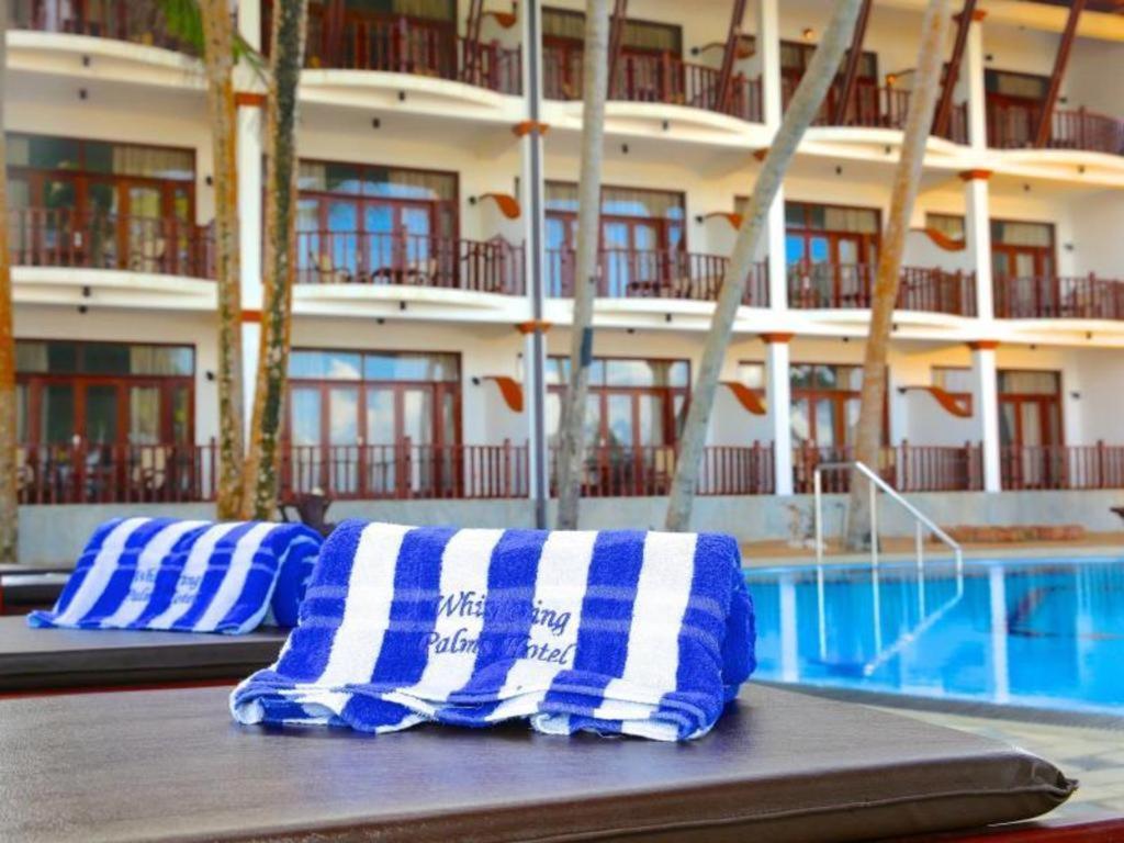 Hotel Whispering Palms 3*