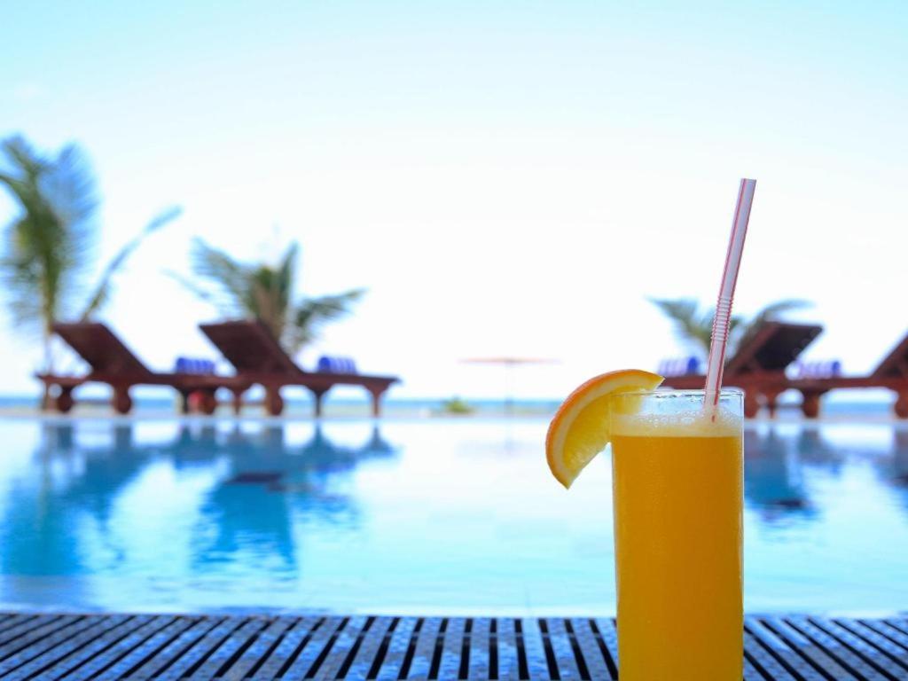 Whispering Palms Hotel Bentota